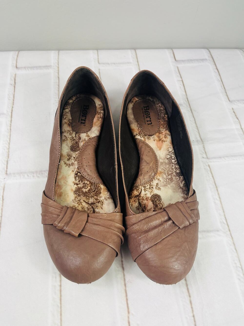 Born leather brown ballet flats size 8.5